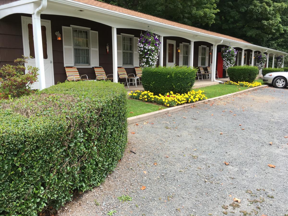 Cave Mountain Motel 温德汉姆 外观 照片